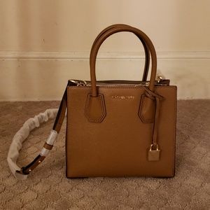 mercer pebbled leather